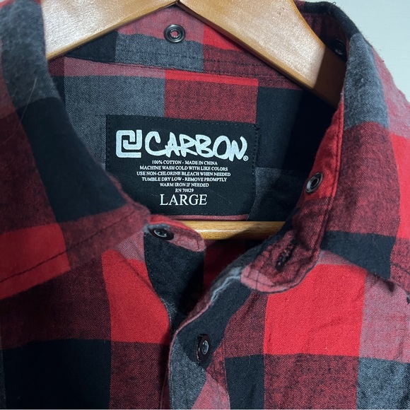 EUC Carbon Men's Long Sleeve Red Flannel Button Up Sz L 100% Cotton - Picture 2 of 4